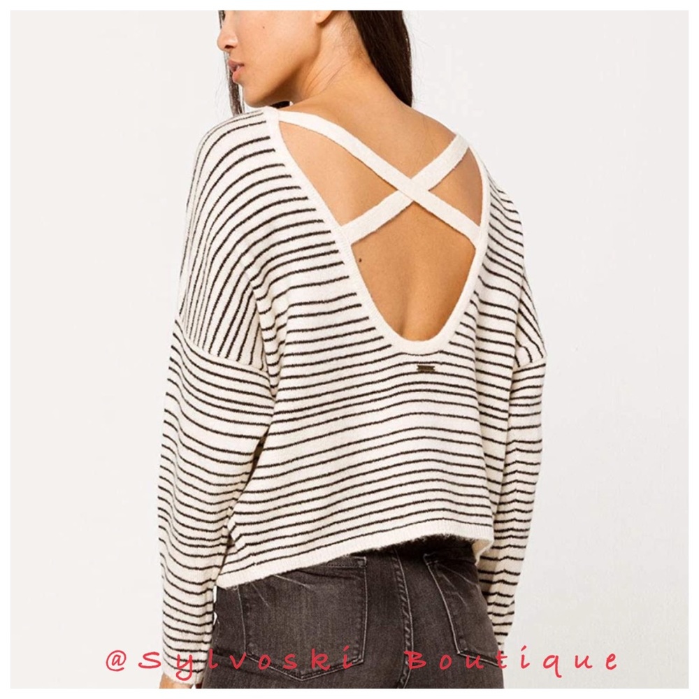 🔥Billabong Women's Pullover Sweater NWT - Picture 4 of 12